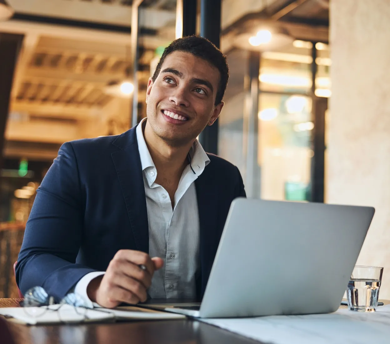 Headhunter working on a recruitment mandate with commitment